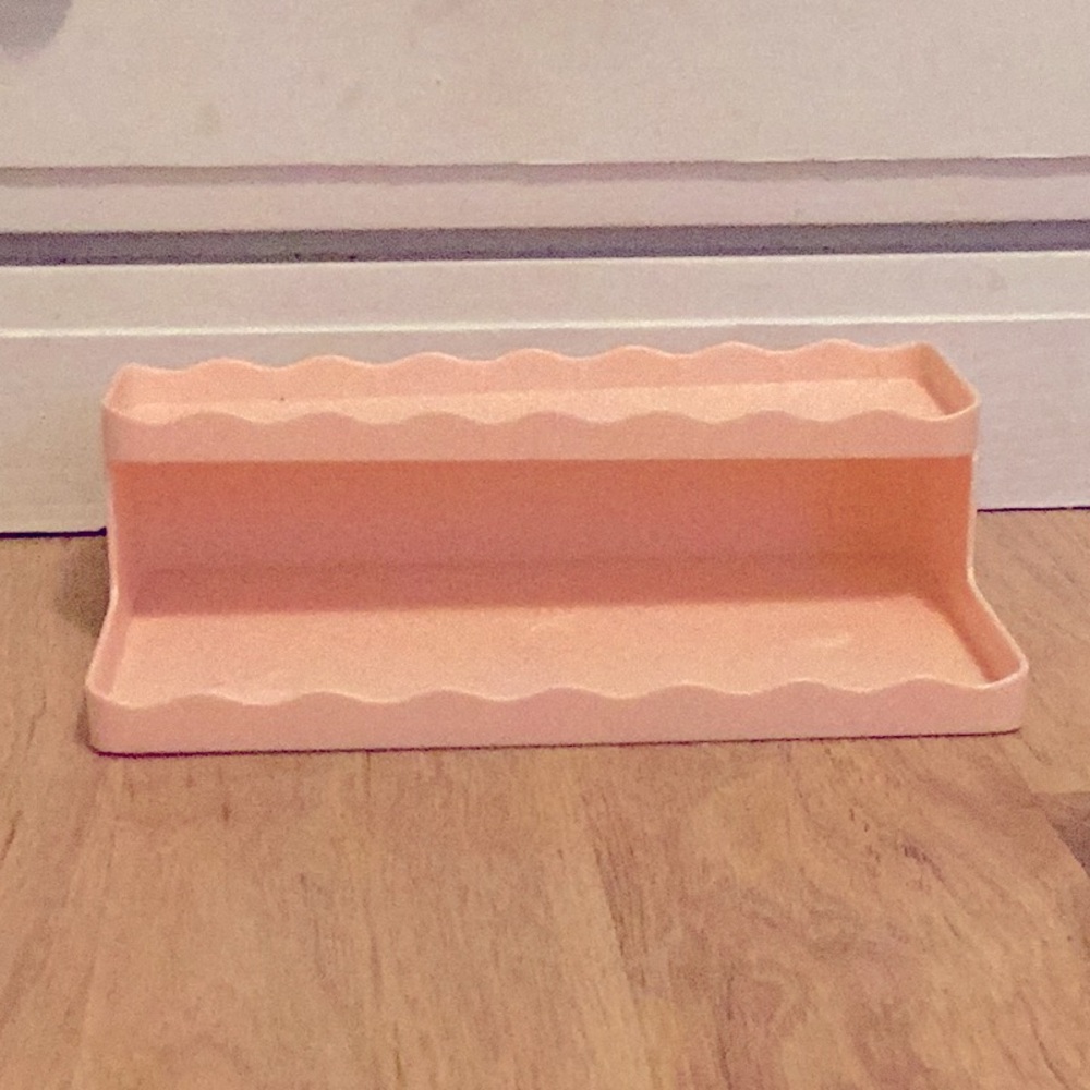 Pen/makeup organizer